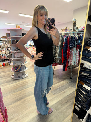 Vera V Neck Tank - Black