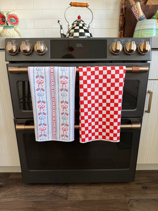 Brooklyn: Double-Sided Hand Towel