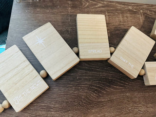 Nativity Shelf Sitter Garland