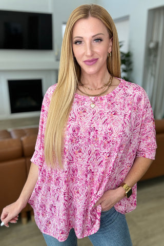 Essential Blouse in Fuchsia and White Paisley