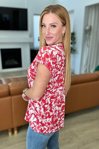 Lizzy Cap Sleeve Top in Red Floral