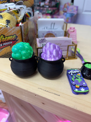 3D Printed Bubbling Cauldron Tea Light