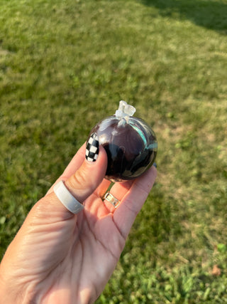 Cracking Ball Squishy