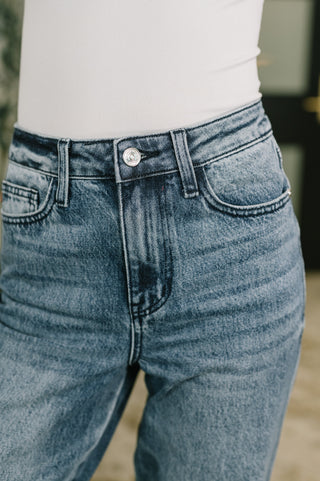 Carlie High Waist Straight Jean in Everyday Indigo