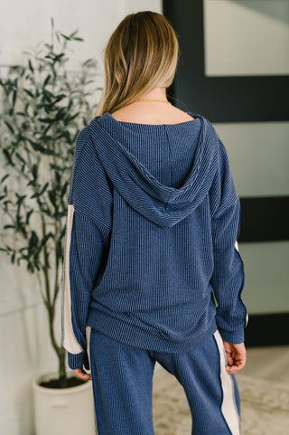 Certified Chiller Contrast Stripe Hoodie in Navy