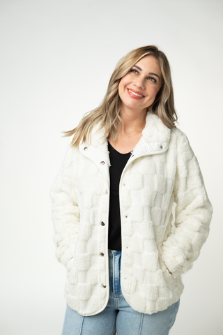 Checkered Snap Sherpa - Ivory