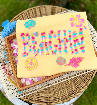 Beachin’ Graphic Tee