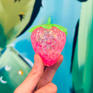 Small Glitter Sugar Strawberry Squishy