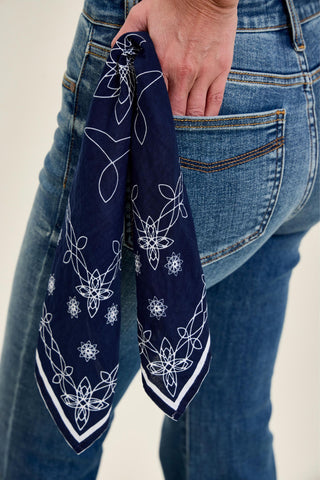 Judy Blue Mid Rise Jacqueline Flare Denim