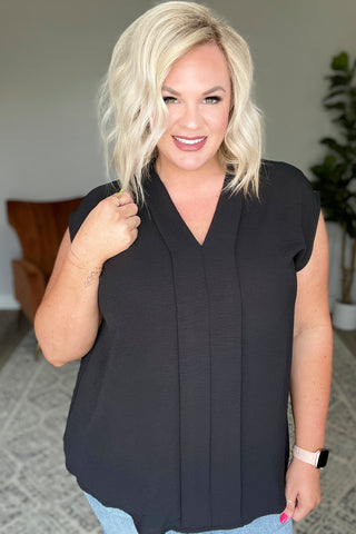 Elevate Everyday Blouse in Black