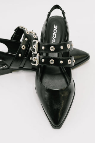 Pop of Color Pointy Toe Slip On in Black