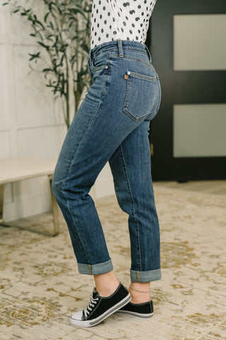 Zoey Mid Rise Billie Boyfriend Jean in Everyday Indigo
