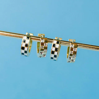 Diamond Checkered Huggies