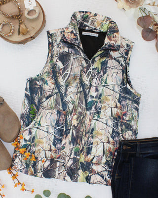 Remy Zip Up Vest - Dark Camo