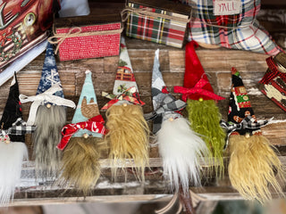 Holiday Mini Bottle Topper