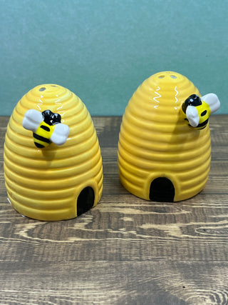 Bee Skep Salt & Pepper Shaker Set (2 pc. set)