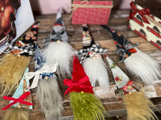 Holiday Gnome Magnet