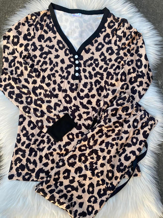 Long Sleeve Leopard Pajama Sets