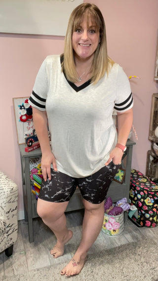 Black Marbled Yoga Shorts with Pockets